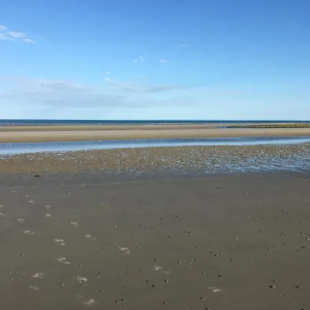 Appartamento Confort Avec Commodités Espace Repas Wifi Parking *